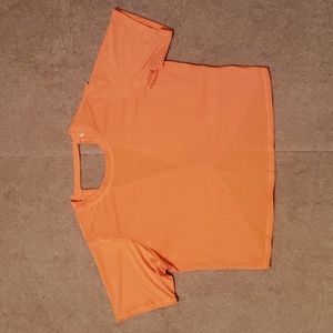 Fabletics Women's Eco-Conscious Twist Back Short-Sleeve Tee